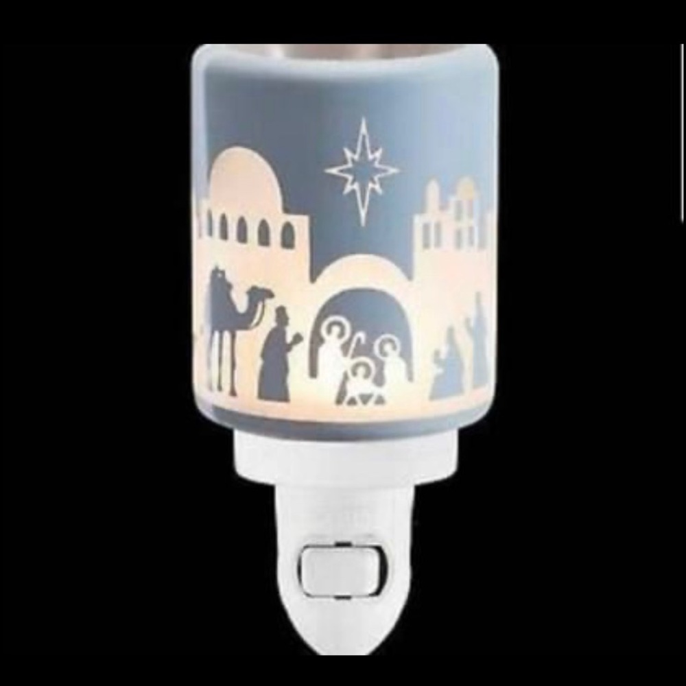 Scentsy plug in Holy Night